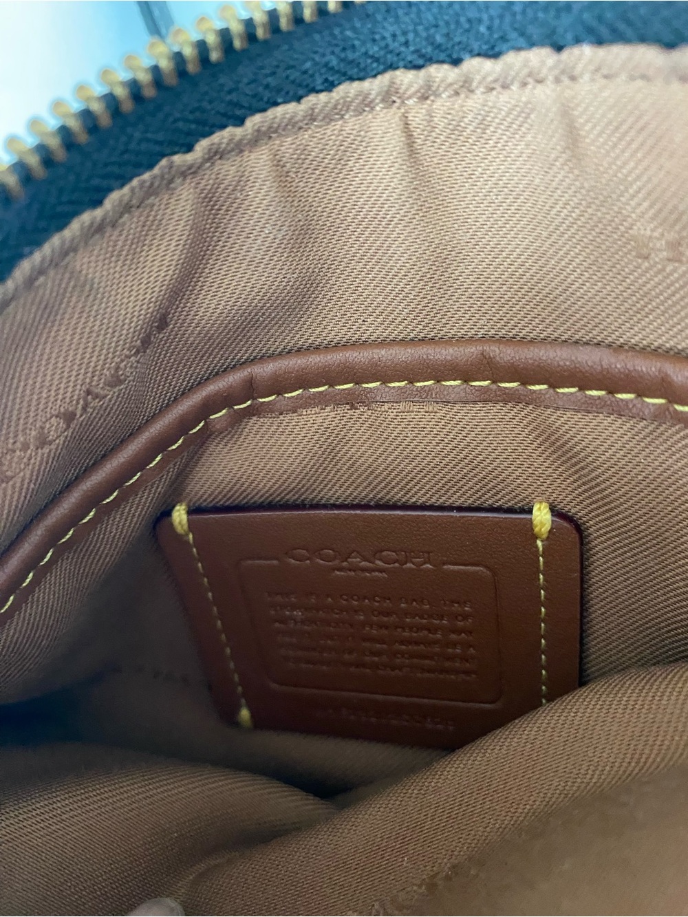COACH black leather crossbody - Picture 5 of 7